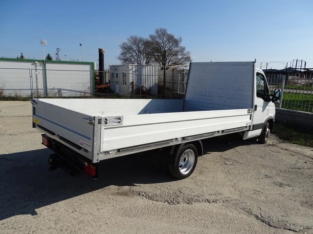Iveco 35c17 3.0HPI  КАТ. * Б* БОРДОВИ * 4, 15 М КАРОСЕРИЯ * * - автомобили, коли, обяви за нови и употребявани 5