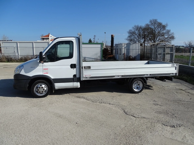 Iveco 35c17 3.0HPI  КАТ. * Б* БОРДОВИ * 4, 15 М КАРОСЕРИЯ * * - автомобили, коли, обяви за нови и употребявани 6