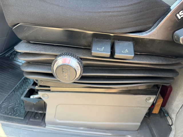 Iveco 35c18 СПЕЦИАЛЕН#КЛИМАТИК#ВЪЗГЛАВНИЦИ#ДВОЙНА ГУМА - автомобили, коли, обяви за нови и употребявани 13