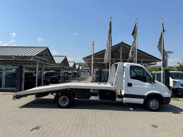 Iveco 35c18 СПЕЦИАЛЕН#КЛИМАТИК#ВЪЗГЛАВНИЦИ#ДВОЙНА ГУМА - автомобили, коли, обяви за нови и употребявани 3