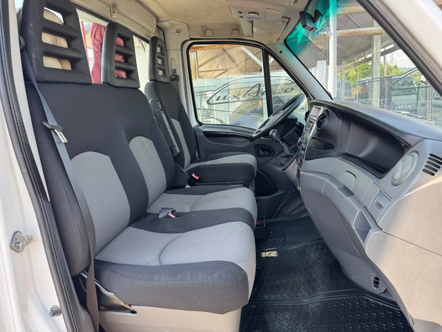 Iveco 35c18 СПЕЦИАЛЕН#КЛИМАТИК#ВЪЗГЛАВНИЦИ#ДВОЙНА ГУМА - автомобили, коли, обяви за нови и употребявани 8