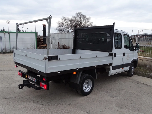 Iveco 35c18 3.0HPI  КАТ. * Б* 7-места * * ШЕРКОМ * 166 833 км - автомобили, коли, обяви за нови и употребявани 5