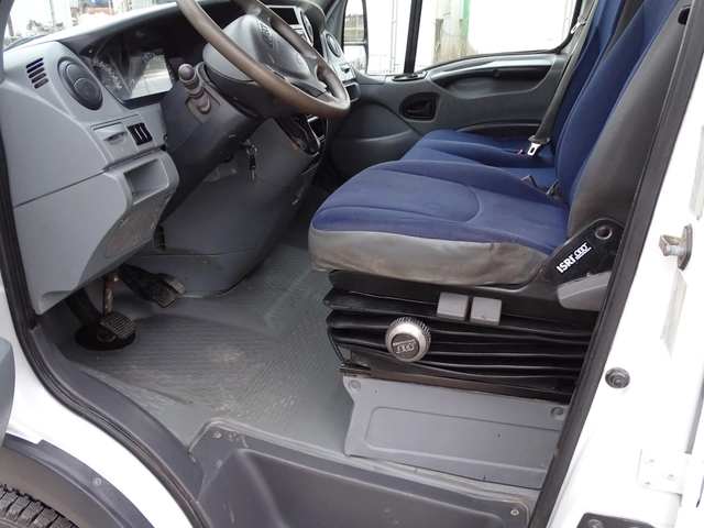 Iveco 35c18 3.0HPI  КАТ. * Б* 7-места * * ШЕРКОМ * 166 833 км - автомобили, коли, обяви за нови и употребявани 8