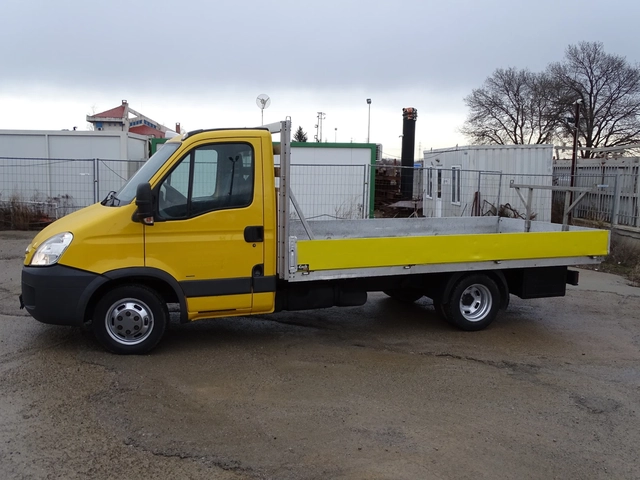Iveco 35c18 * * * 4, 10 м КАРОСЕРИЯ* * * - автомобили, коли, обяви за нови и употребявани 6