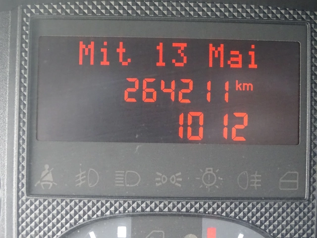 Iveco 35c18 Бордови* * 5.10 м каросерия * * ВНОС ОТ ШВЕЙЦАРИЯ - автомобили, коли, обяви за нови и употребявани 9
