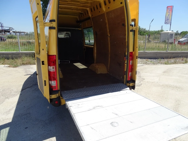 Iveco 35c18 3.0HPI  КАТ. * Б* - автомобили, коли, обяви за нови и употребявани 8