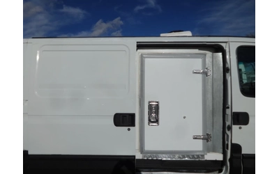Iveco 35s11 ХЛАДИЛЕН * КЛИМАТИК* - автомобили, коли, обяви за нови и употребявани 8