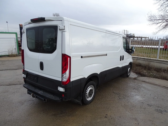 Iveco 35s13 - автомобили, коли, обяви за нови и употребявани 5