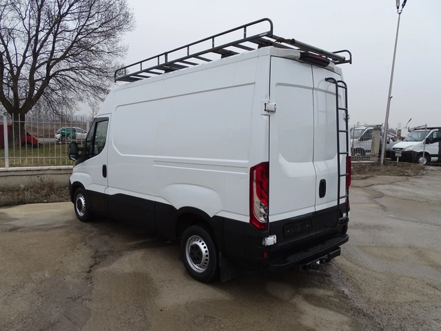 Iveco 35s15 3.0HPI  КАТ. * Б* * КЛИМАТРОНИК* * - автомобили, коли, обяви за нови и употребявани 3
