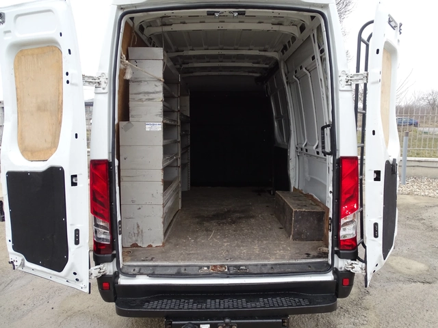 Iveco 35s15 3.0HPI  КАТ. * Б* * КЛИМАТРОНИК* * - автомобили, коли, обяви за нови и употребявани 7