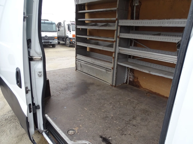 Iveco 35s15 3.0HPI  КАТ. * Б* * КЛИМАТРОНИК* * - автомобили, коли, обяви за нови и употребявани 9
