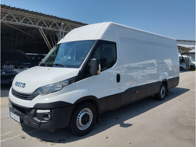 Iveco 35S18 3.0D Камера - автомобили, коли, обяви за нови и употребявани 0