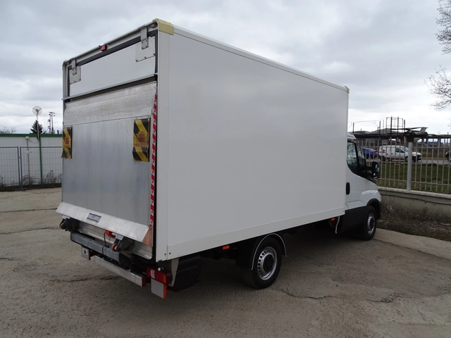 Iveco 35S18 ХЛАДИЛЕН* КЛИМАТРОНИК* НАЛИЧНИ 2 БРОЯ* * ШЕРКОМ - автомобили, коли, обяви за нови и употребявани 5
