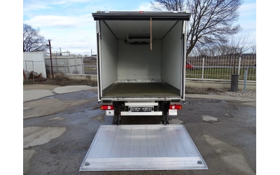 Iveco 35S18 ХЛАДИЛЕН* КЛИМАТРОНИК* НАЛИЧНИ 2 БРОЯ* * ШЕРКОМ - автомобили, коли, обяви за нови и употребявани 8