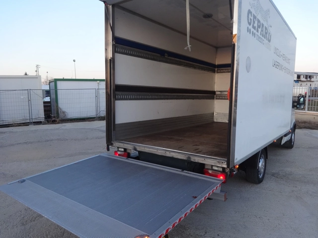 Iveco 35S18 3.0HPI  КАТ. * Б* КЛИМАТИК - автомобили, коли, обяви за нови и употребявани 8