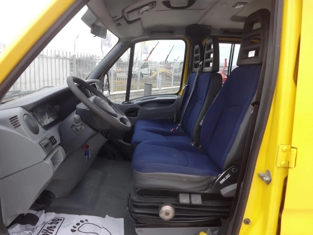 Iveco 35S18 3.0HPI  КАТ. * Б* 7-места - автомобили, коли, обяви за нови и употребявани 6