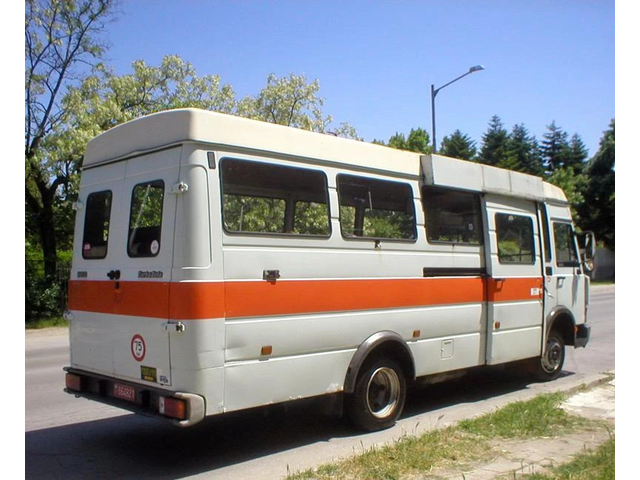 Iveco 60-11 АВТОБУС - автомобили, коли, обяви за нови и употребявани 3