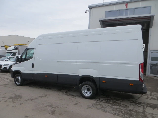 Iveco Daily 50C35 МАКСИ 18 куб. м. обем на товарното помещение - автомобили, коли, обяви за нови и употребявани 1