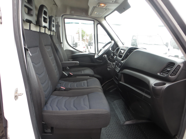 Iveco Daily 50C35 МАКСИ 18 куб. м. обем на товарното помещение - автомобили, коли, обяви за нови и употребявани 9