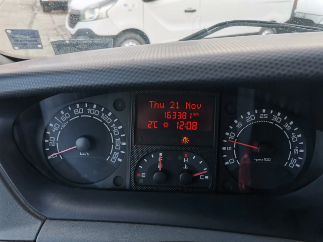 Iveco Daily 35C15 МАКСИ - автомобили, коли, обяви за нови и употребявани 8