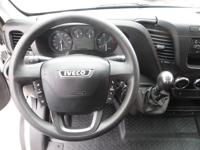 Iveco Daily 35S15V_16 m3 - автомобили, коли, обяви за нови и употребявани 7