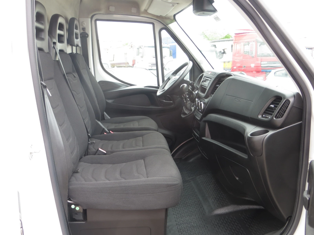 Iveco Daily 35S15V_16 m3 - автомобили, коли, обяви за нови и употребявани 9
