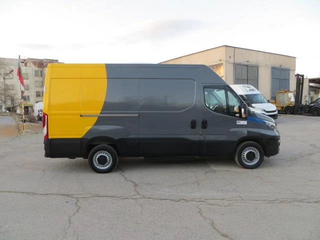 Iveco Daily 35S14 -12 КУБ.М-МЕТАН - автомобили, коли, обяви за нови и употребявани 4