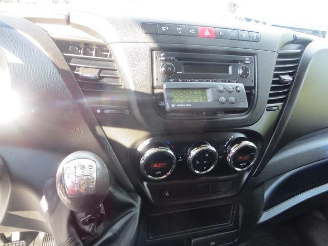 Iveco Daily 35C17V ДВУТЕМПЕРАТУРЕН - автомобили, коли, обяви за нови и употребявани 8