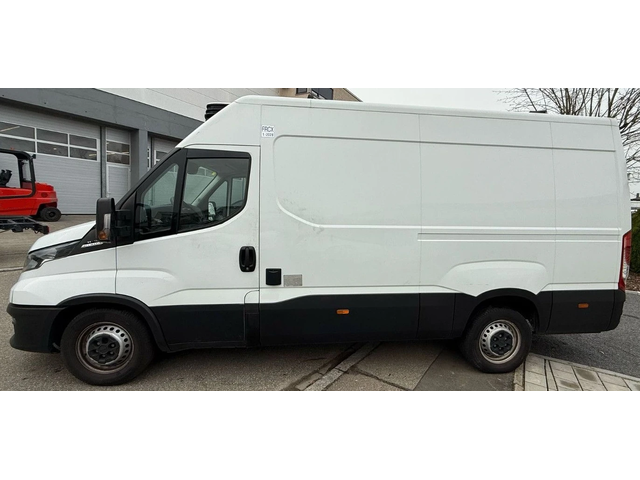 Iveco Daily Hi-Matik Carrier Xarios 350 - автомобили, коли, обяви за нови и употребявани 1