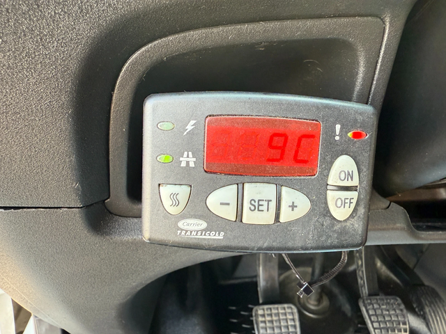 Iveco Daily Carrier Xarios 500 + Падащ Борд Категория Б - автомобили, коли, обяви за нови и употребявани 11