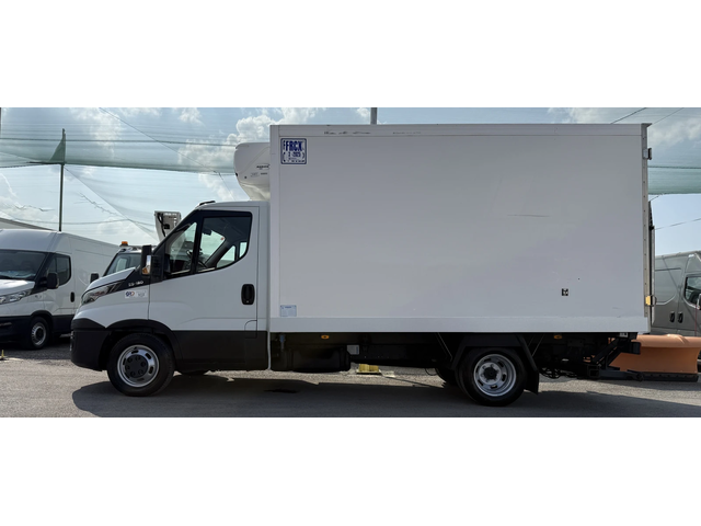 Iveco Daily Carrier Xarios 500 + Падащ Борд Категория Б - автомобили, коли, обяви за нови и употребявани 1