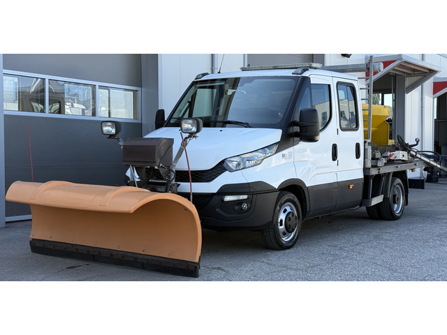 Iveco Daily Снегорин с Опесъчител 35 C 13 Категория "Б" - автомобили, коли, обяви за нови и употребявани 0