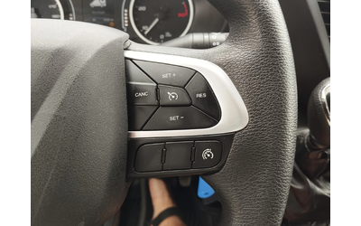 Iveco Daily 3.0 160кс. 4.2метра Щора Борд  Дистрониг Navi - автомобили, коли, обяви за нови и употребявани 7