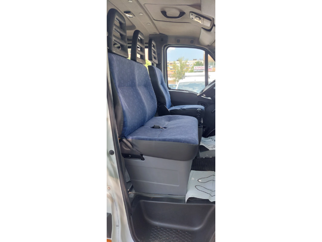 Iveco Daily 35C15 бордово - автомобили, коли, обяви за нови и употребявани 11