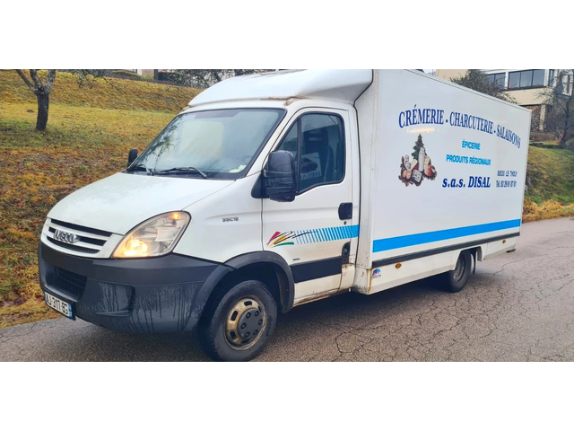 Iveco Daily КЕМПЕР ЗА БЪРЗО ХРАНЕНЕ 2.3 jtd  35C12 - автомобили, коли, обяви за нови и употребявани 0
