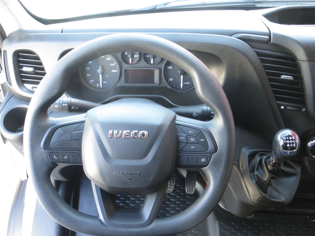 Iveco Daily 35C16 3, 0 ФУРГОН С ПАДАЩ БОРД - автомобили, коли, обяви за нови и употребявани 3