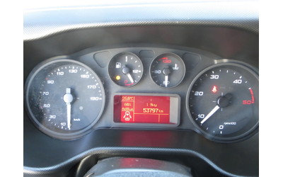 iveco-daily-35c16-3-0-furgon-s-padasht-bord - 4