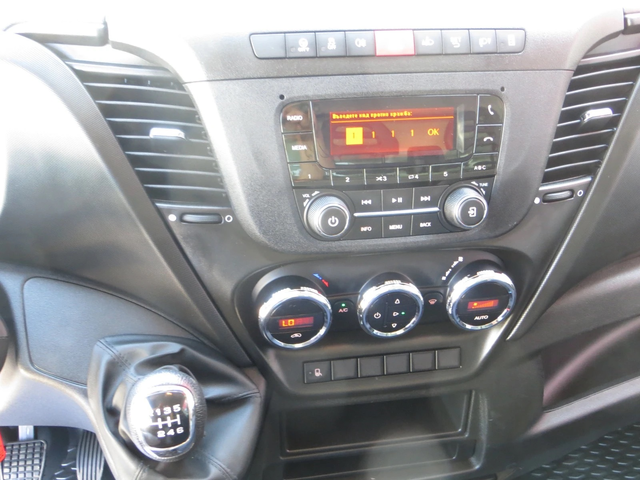 Iveco Daily 35C16 3, 0 ФУРГОН С ПАДАЩ БОРД - автомобили, коли, обяви за нови и употребявани 5