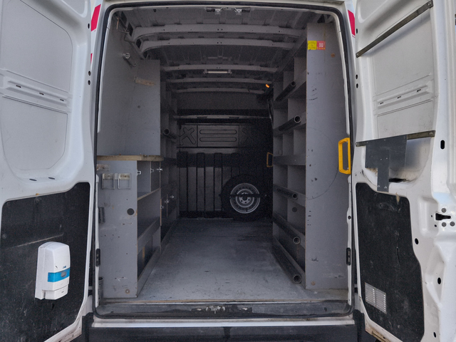 Iveco Daily 35S L3H2 3.0 CNG 136hp BVM6 E6 - автомобили, коли, обяви за нови и употребявани 11