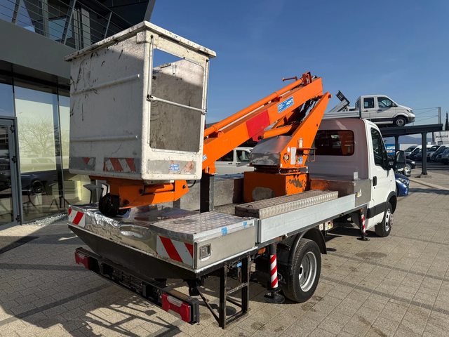 Iveco Daily 35C13 до 3.5т. Автовишка - автомобили, коли, обяви за нови и употребявани 11