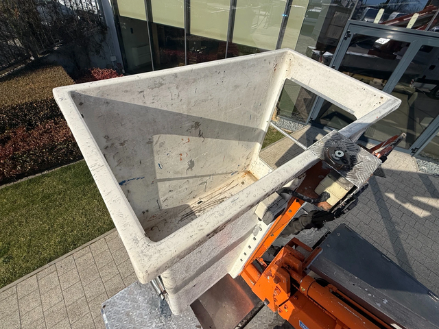 Iveco Daily 35C13 до 3.5т. Автовишка - автомобили, коли, обяви за нови и употребявани 12