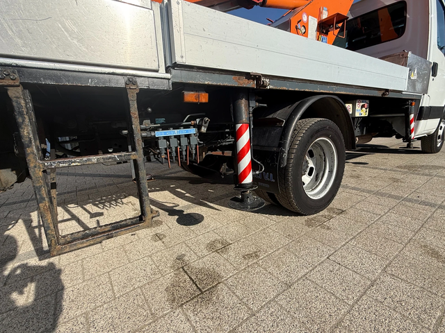 Iveco Daily 35C13 до 3.5т. Автовишка - автомобили, коли, обяви за нови и употребявани 13