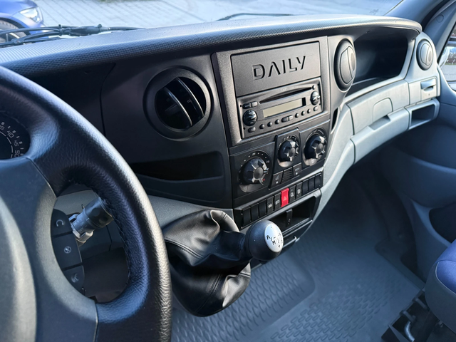 Iveco Daily 35S18 3.0HPI Maxi Климатроник Падащ борд - автомобили, коли, обяви за нови и употребявани 11