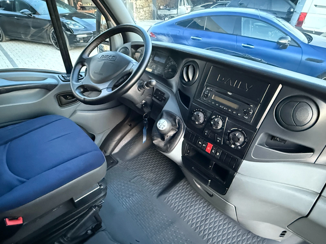 Iveco Daily 35S18 3.0HPI Maxi Климатроник Падащ борд - автомобили, коли, обяви за нови и употребявани 9
