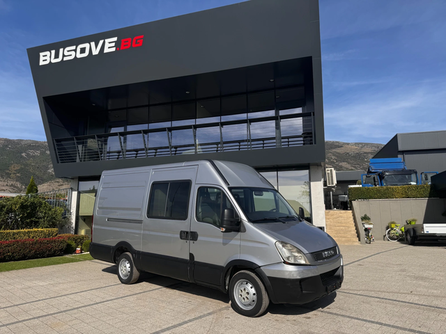 Iveco Daily 2.3HPI Товаропътнически 6-местен Клима - автомобили, коли, обяви за нови и употребявани 0