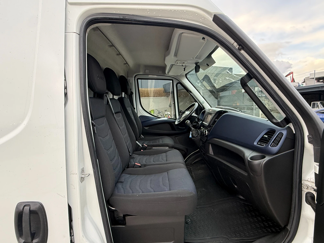 Iveco Daily 35S16 Хладилен + ток Климатроник Euro 6 - автомобили, коли, обяви за нови и употребявани 10