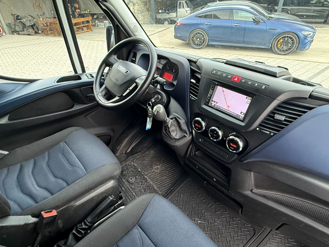 Iveco Daily 35S16 Хладилен + ток Климатроник Euro 6 - автомобили, коли, обяви за нови и употребявани 12
