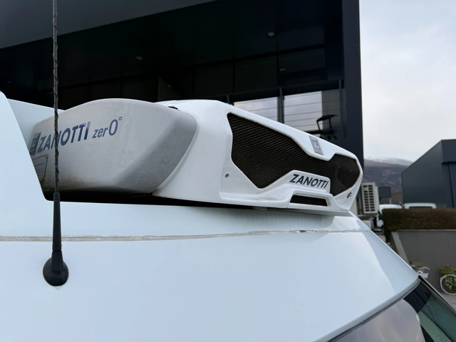 Iveco Daily 35S16 Хладилен + ток Климатроник Euro 6 - автомобили, коли, обяви за нови и употребявани 8