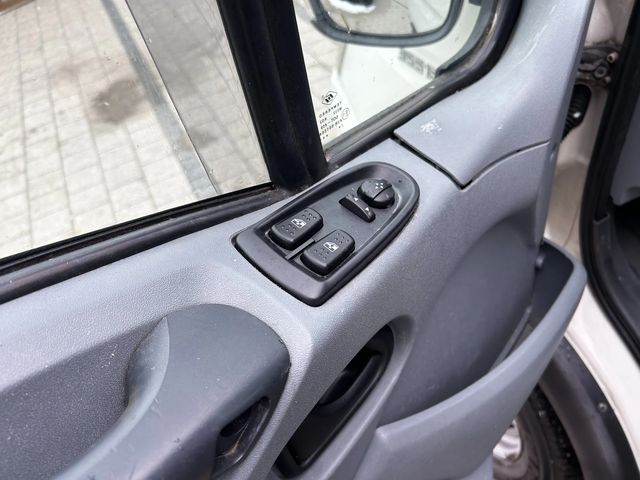 Iveco Daily 35S18 3.0HPI Maxi Клима - автомобили, коли, обяви за нови и употребявани 12