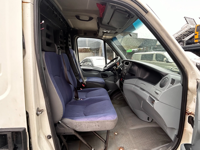Iveco Daily 35S18 3.0HPI Maxi Клима - автомобили, коли, обяви за нови и употребявани 7